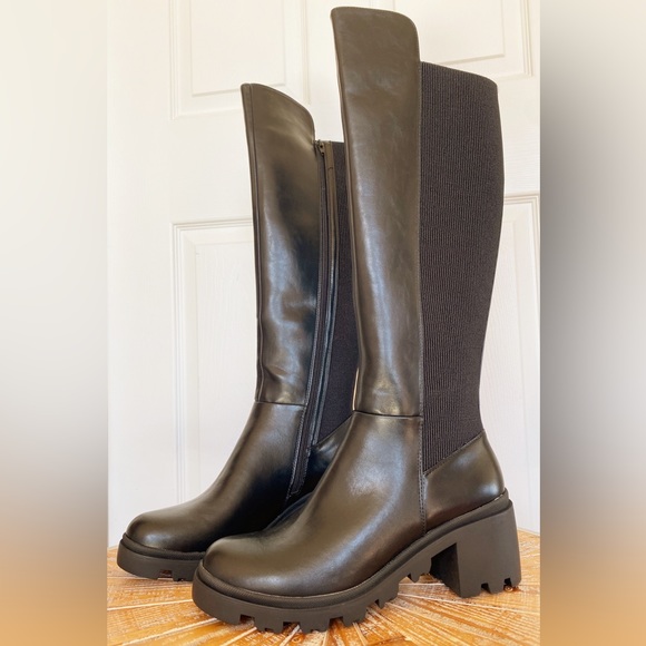 Shoe Dazzle Shoes - NWT Shoe Dazzle Faux Leather Knee High Boots